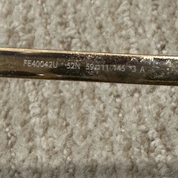 Fendi Gold-Tone and Tortoiseshell Acetate Sunglasses w/ carrying case and box. - Picture 8 of 9